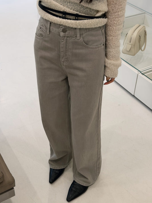 Kelly Designs Khaki Straight-Leg Jeans (Instock)