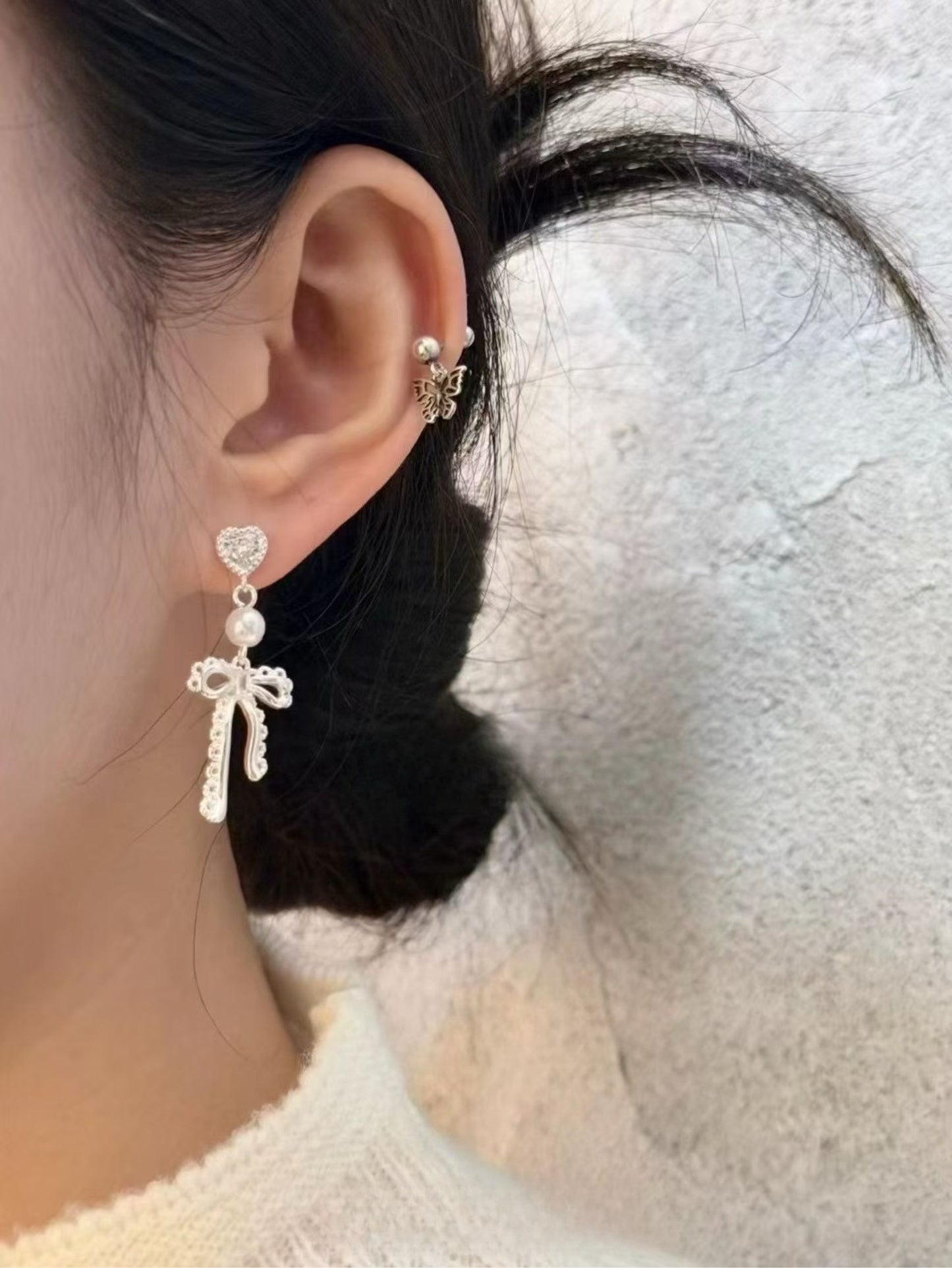 Kelly Designs Sterling Silver Lace Bow Pearl Dangle Earrings (Instock)