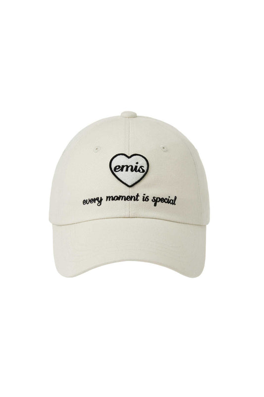 EMIS HEART WAPPEN BALL CAP-CREAM (Instock)