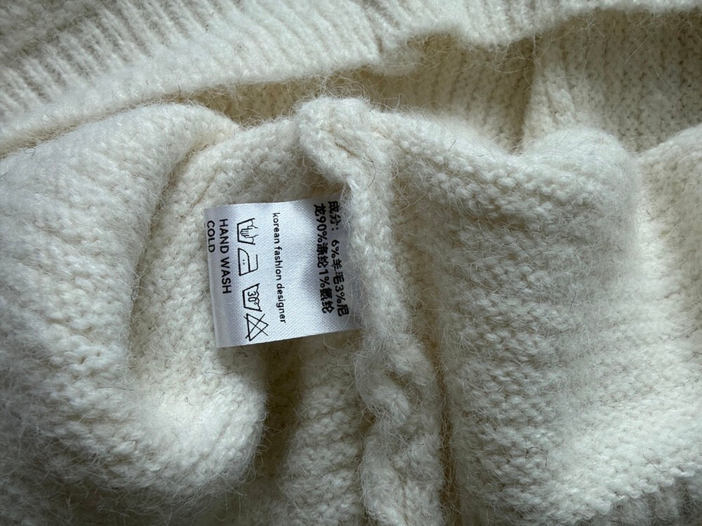 Kelly Designs Sweet White Scarf Set (Instock)