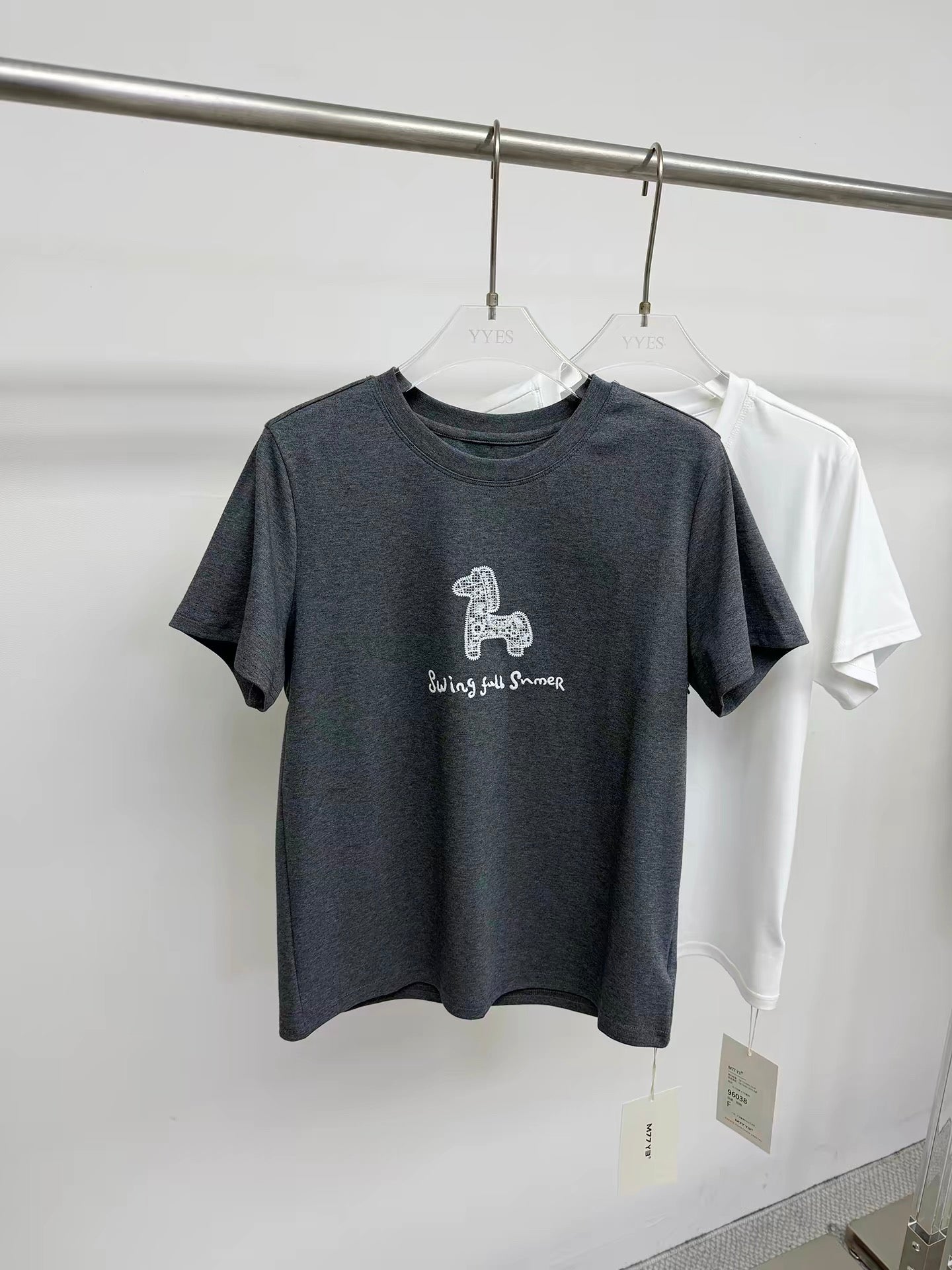 Kelly Designs Lace Horse Charcoal Tshirt（Instock)