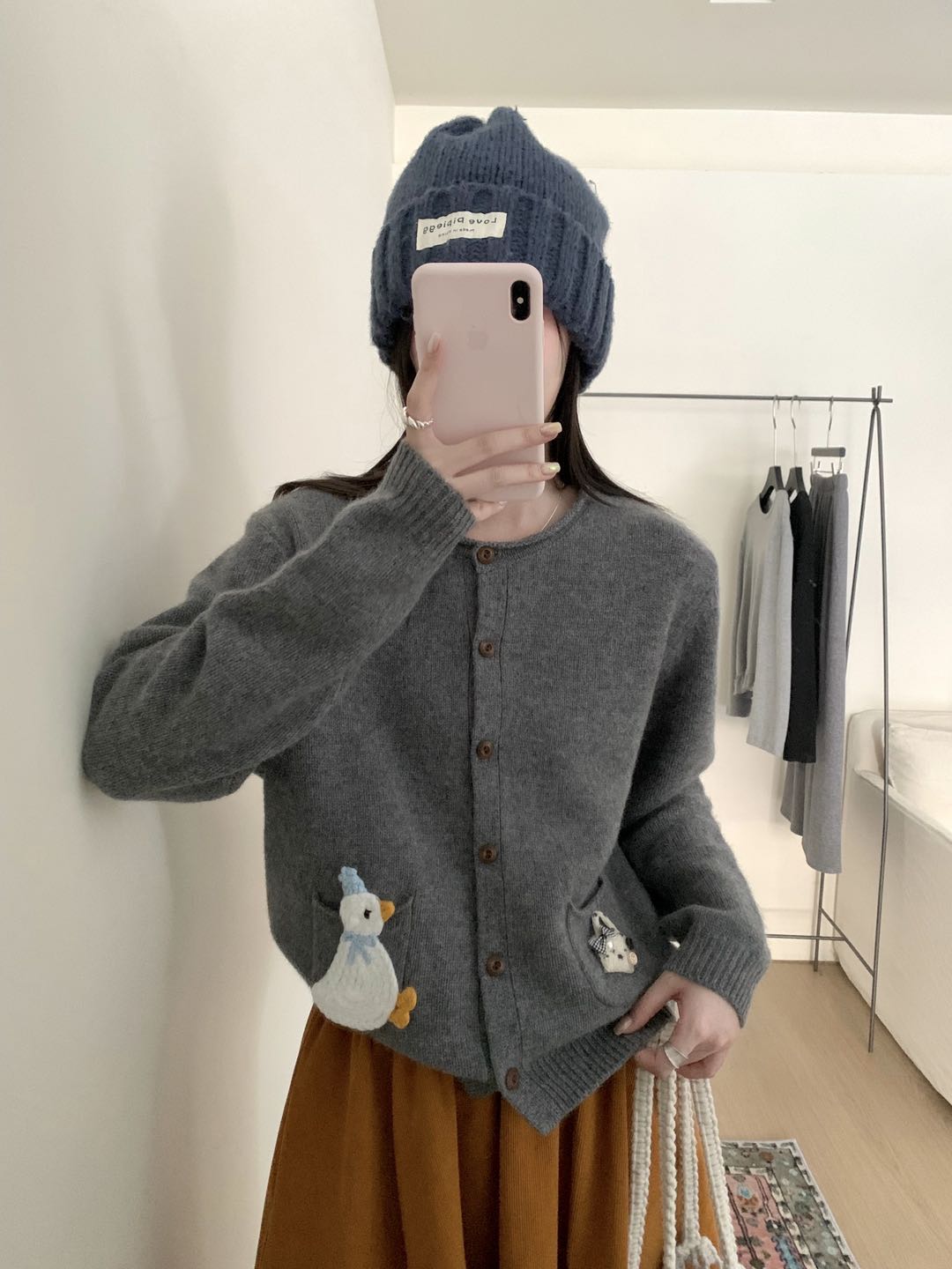 Kelly Designs Embroidery Cartoons Three Colors Wool Cardigan (Instock)