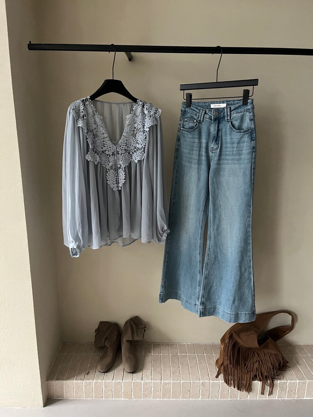 Kelly Designs 2 Colors Lace Top (Instock)