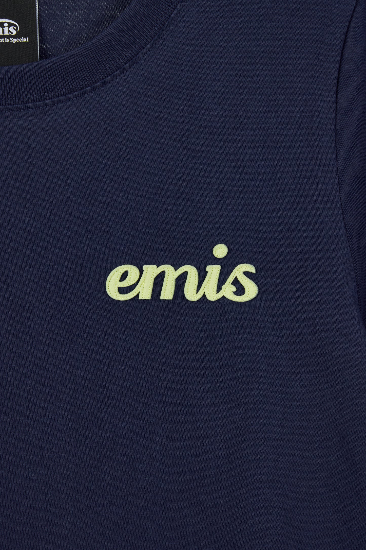 EMIS (WOMENS) APPLIQUE T-SHIRT-NAVY(Preorder)