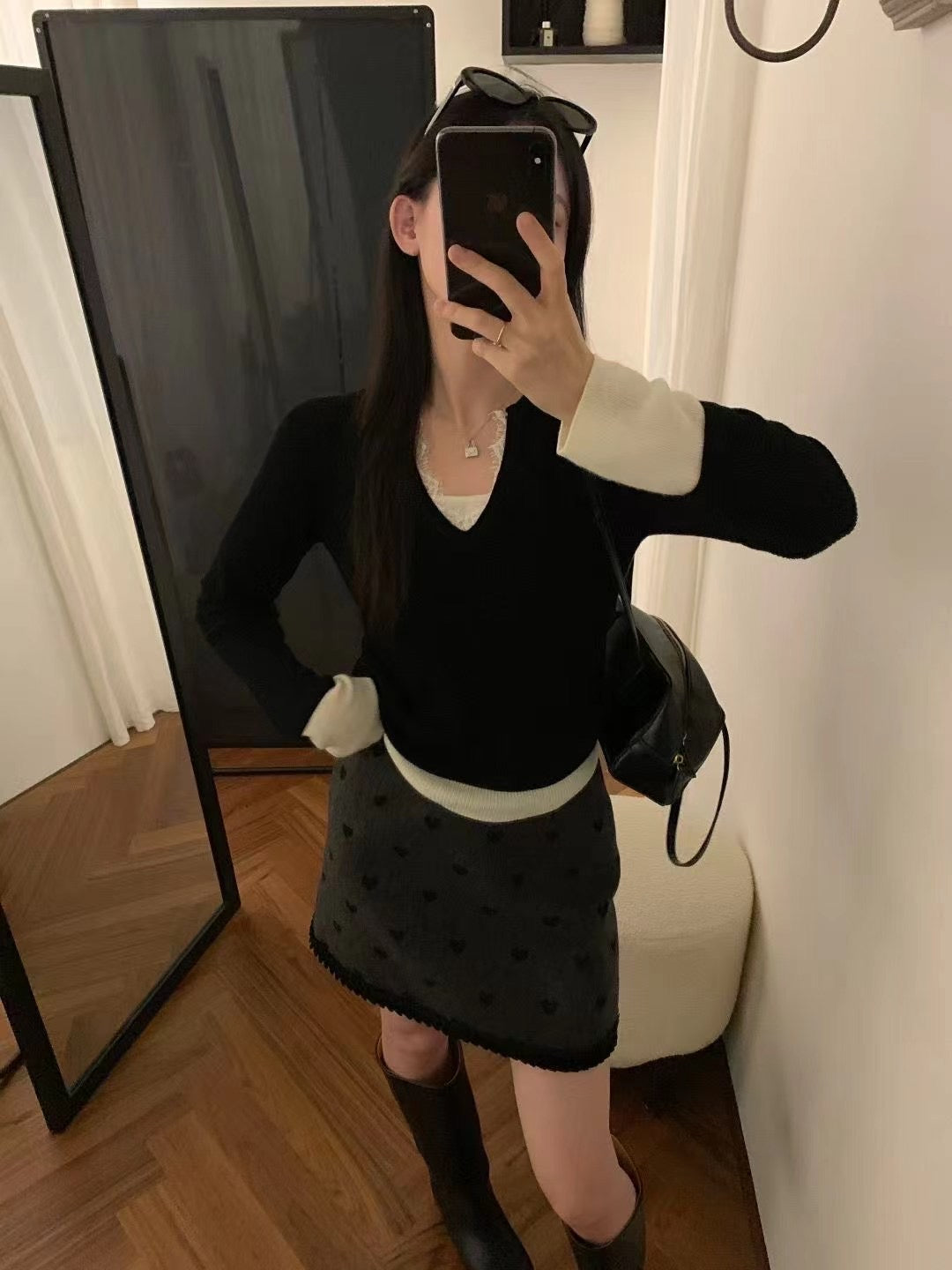 Kelly Designs Fake 2pcs Lace 2 Colors Top (Instock)