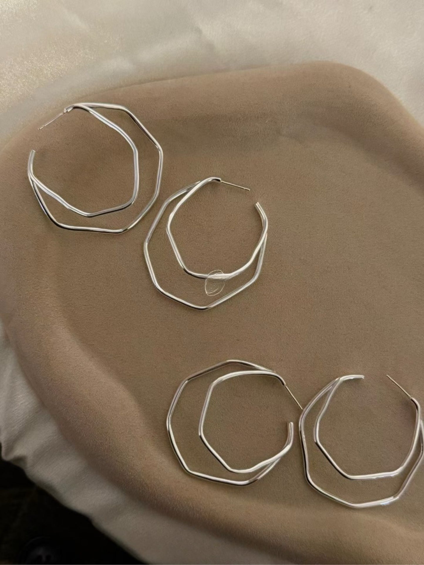 Kelly Designs 925 Silver Wavy Geometric Hoop Earrings (Instock)