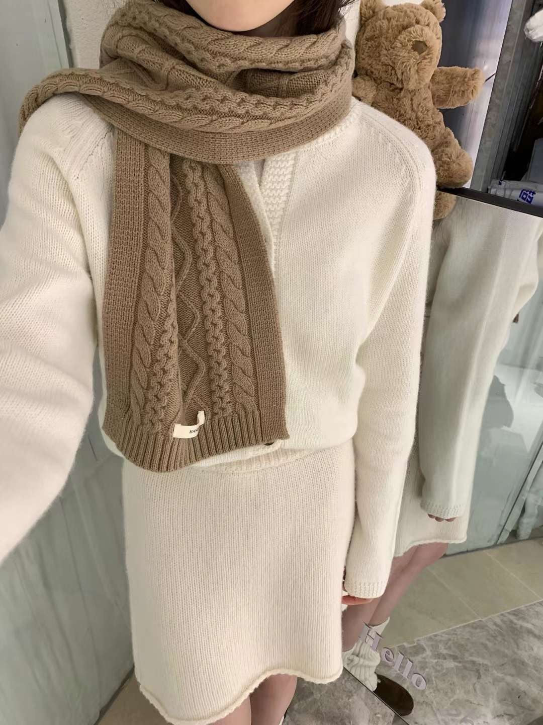 Kelly Designs Full wool hemp flower scarf (Instock)