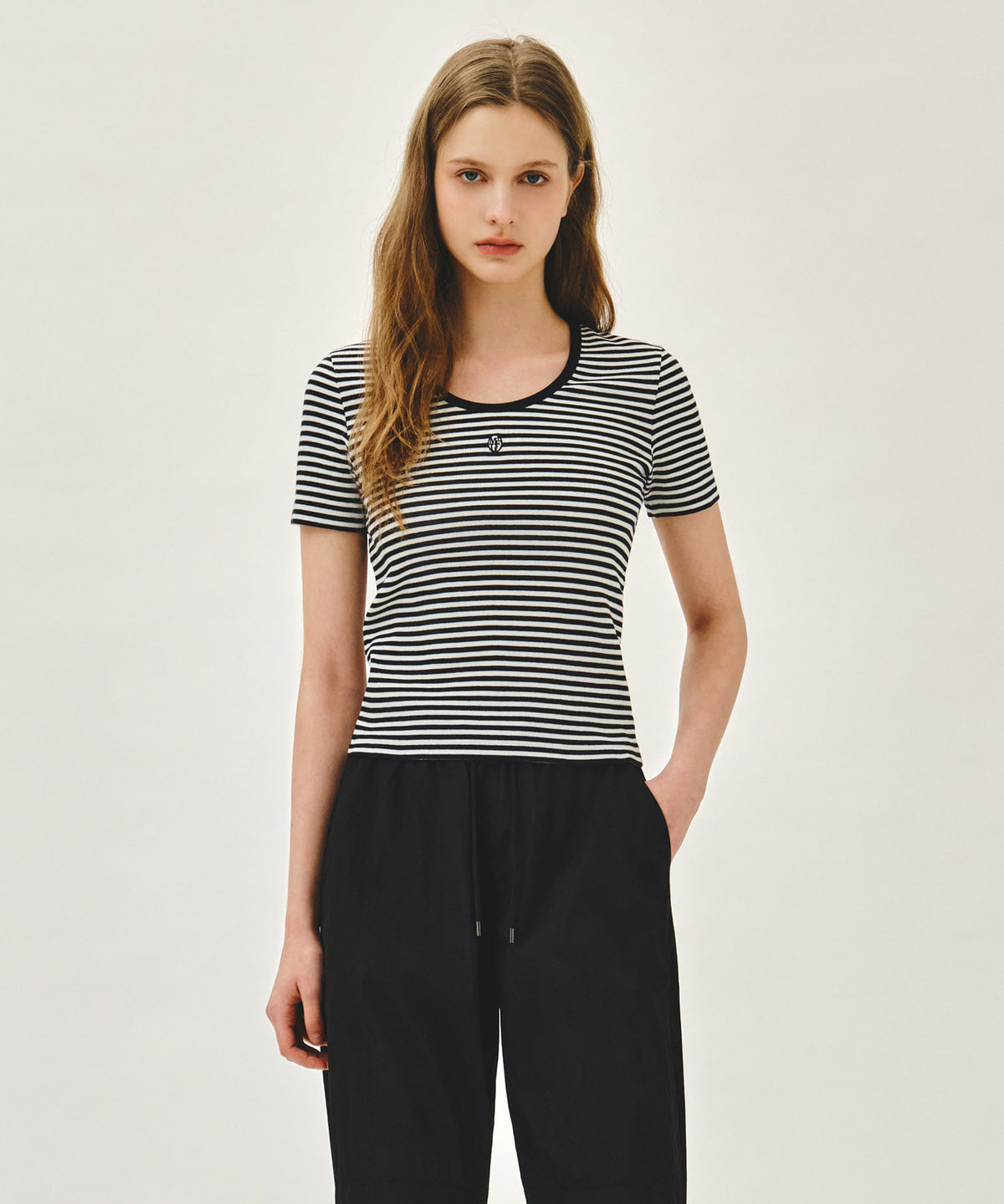 Marithe W T-SHIRT RINGER COL V PROFOND noir (En stock)