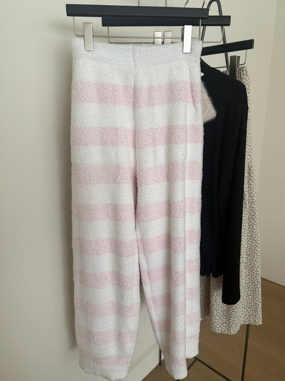 Kelly Designs Ultra-Soft Pink Bunny Fleece Pajama Set – Cozy Top & Pants (2-Piece Set) (Instock)