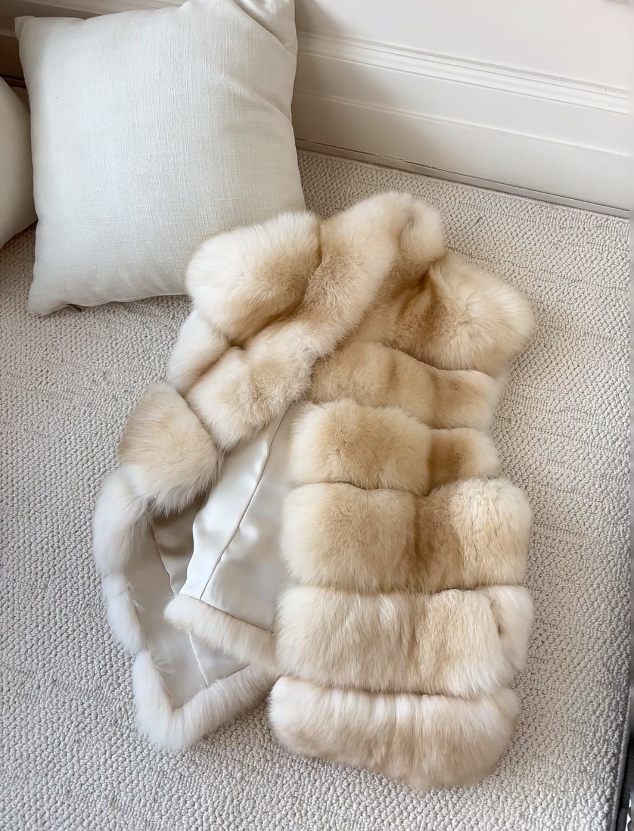 Kelly Designs Fox Fur Vest 2 colors Jacket (Instock)