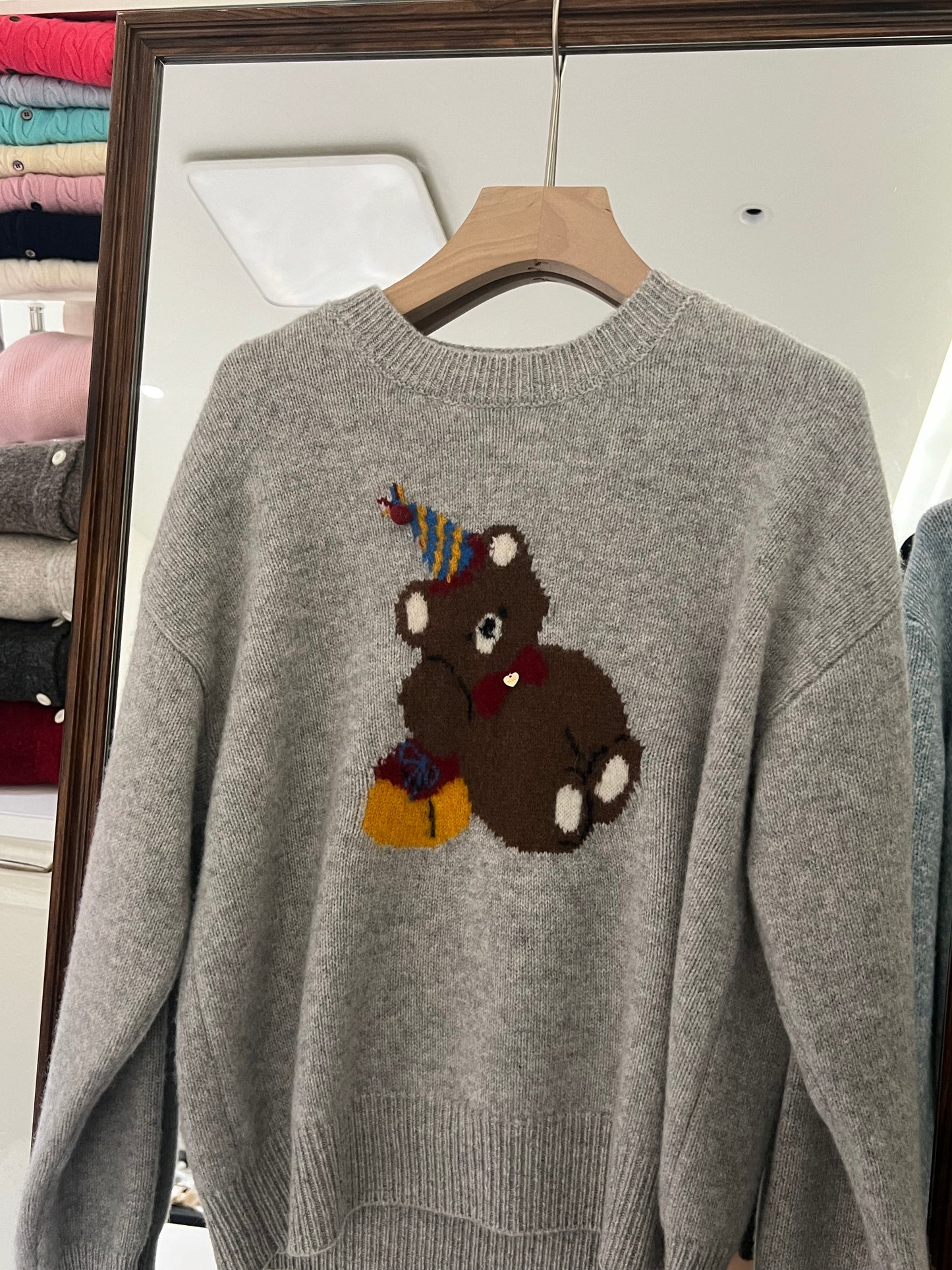 Kelly Designs Bears Wool Gray Sweatshirt (Instock)