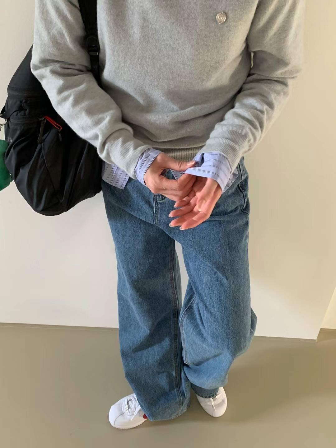 Korean APM Collection Round Neck Sweatshirt (Instock)