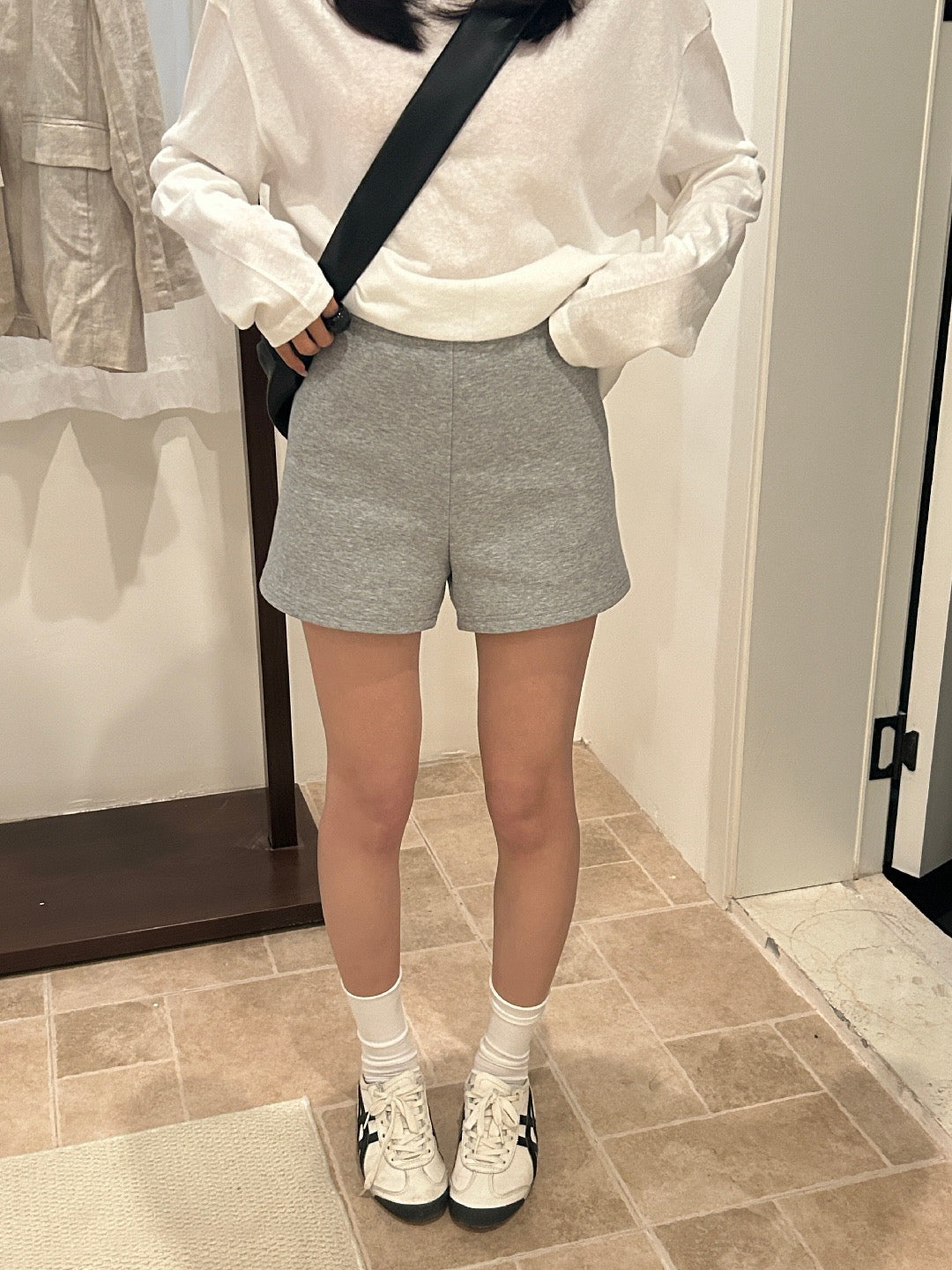 Kelly Designs Minimal Elastic Waist Shorts-3 Colors (Instock)