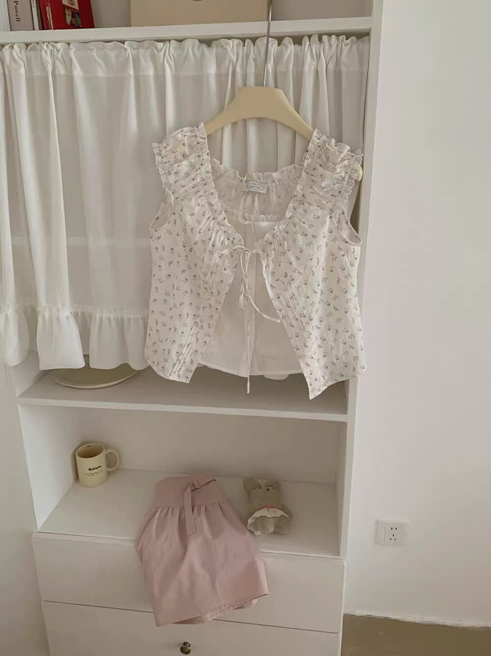 Kelly Designs White Floras Shirt (Instock)