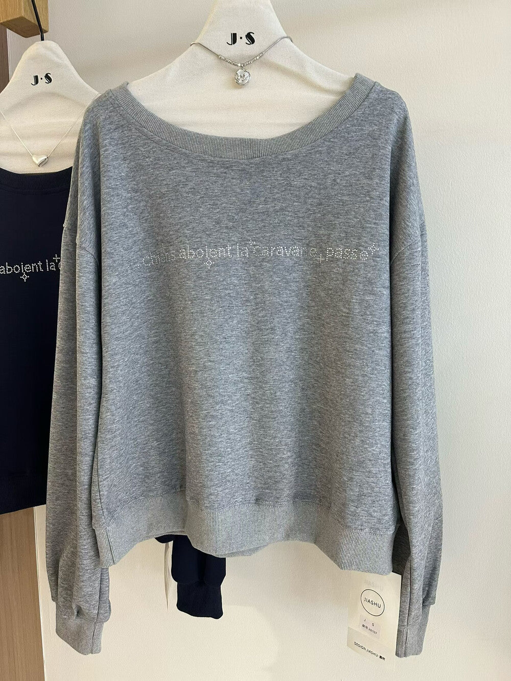 Kelly Designs 2 Colors Off Shoulder Sweater (Instock)