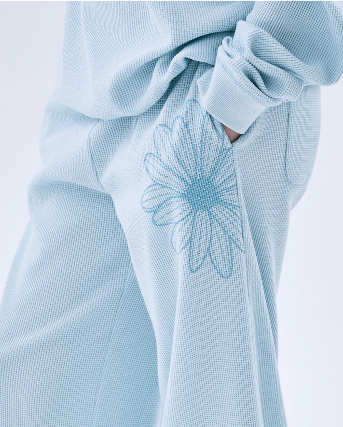 Mardi Mercredi WAFFLE JOGGER PANTS FLOWER_SKY BLUE (Instock)