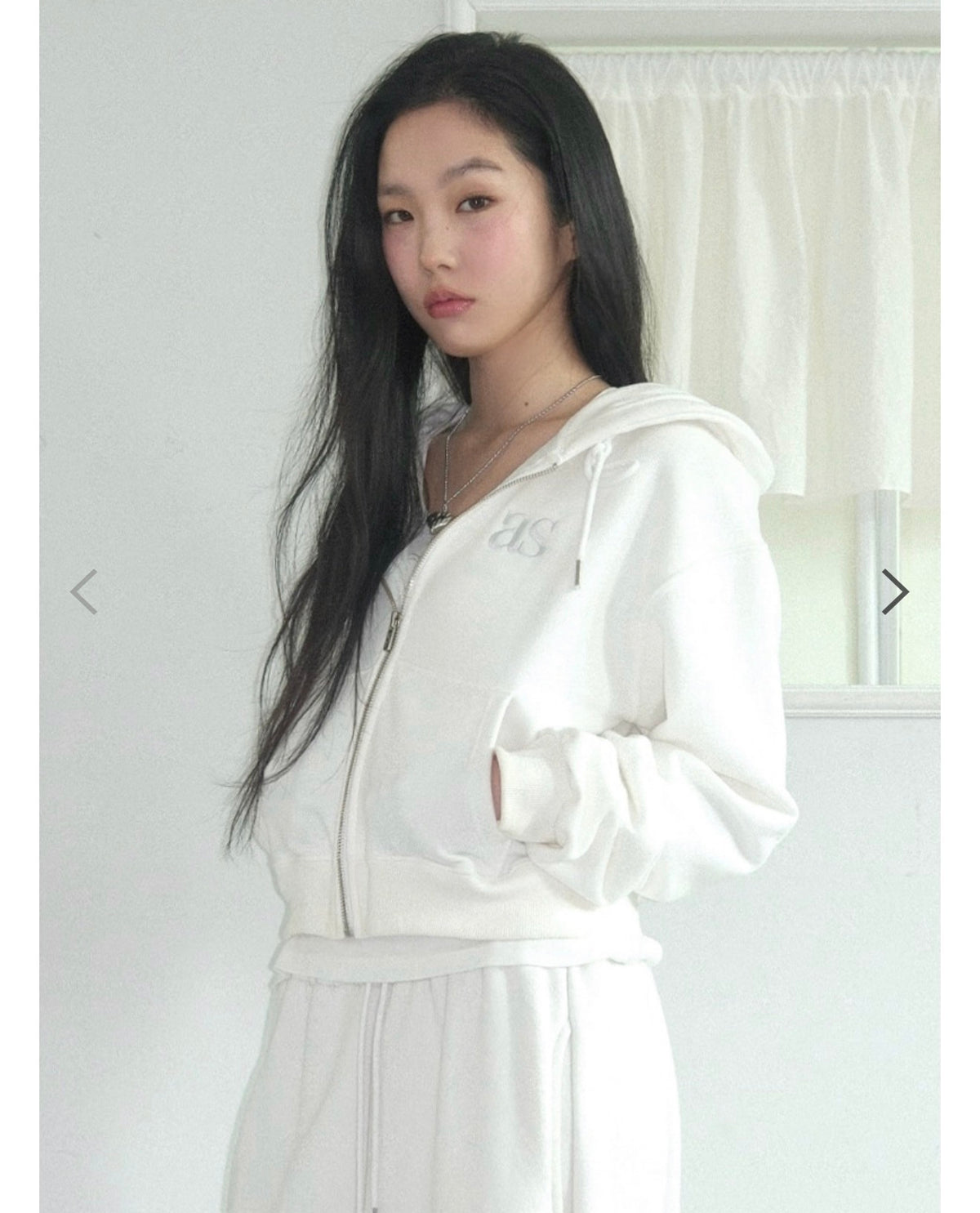 ASON Basic Training Cropped Hood Zip-Up – White (Instock)