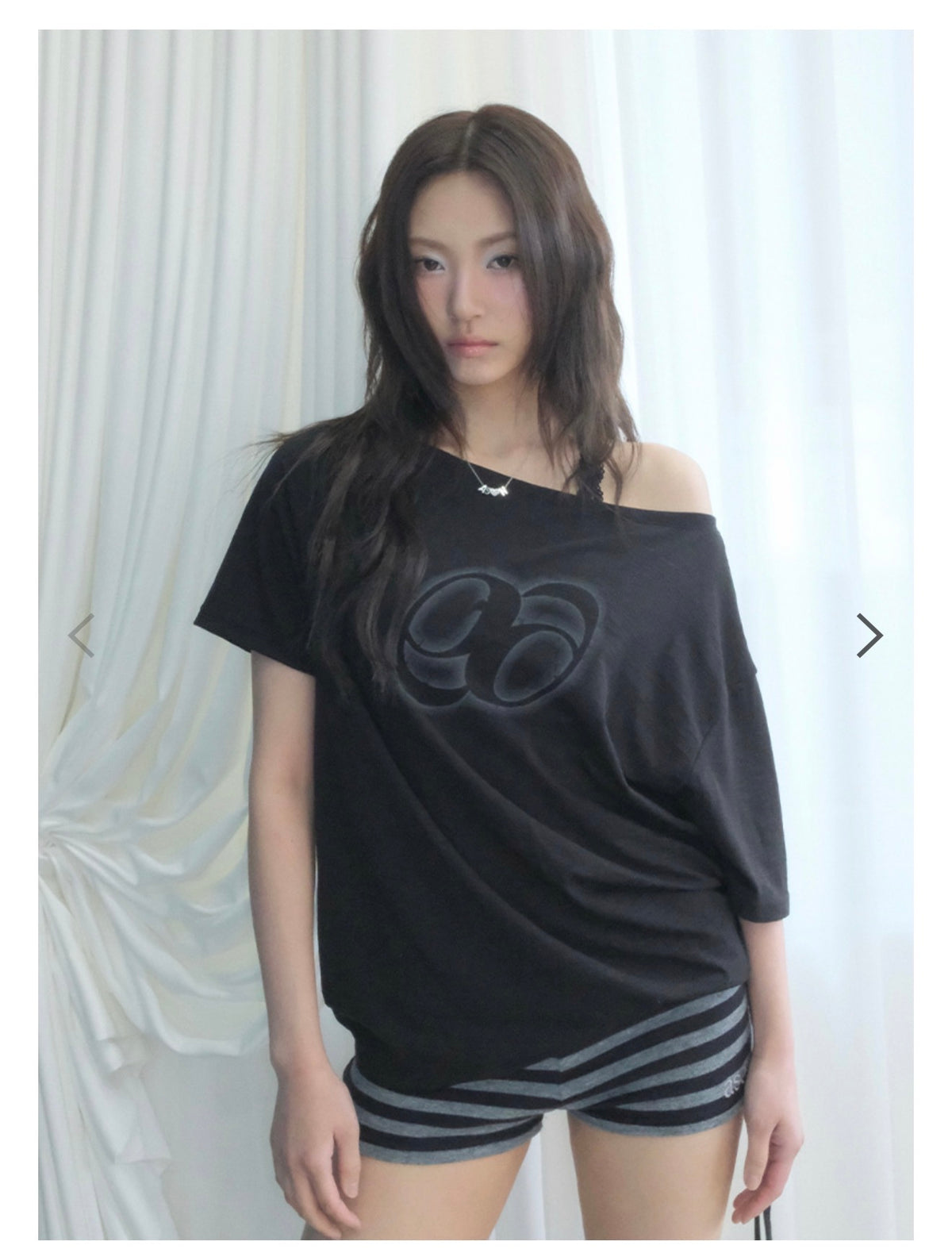 ASON Kiki Boxy Shirring Tee – Black
(Instock)