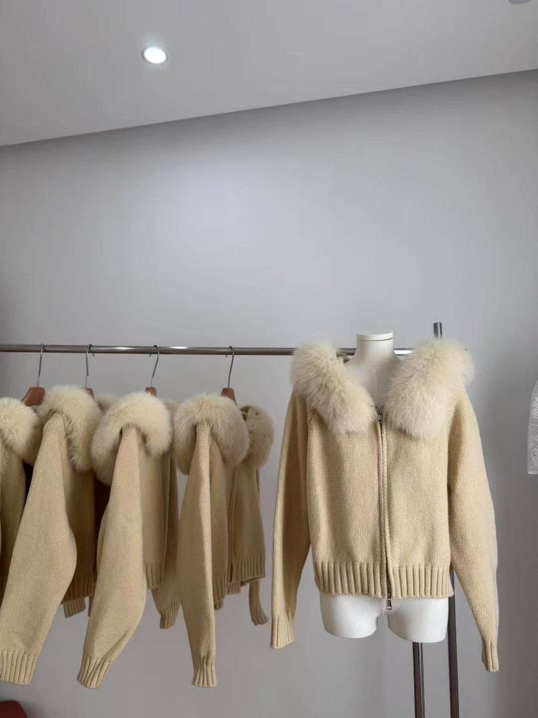 Kelly Designs 9 Colors Fox Fur Zip Up Jacket (Instock)