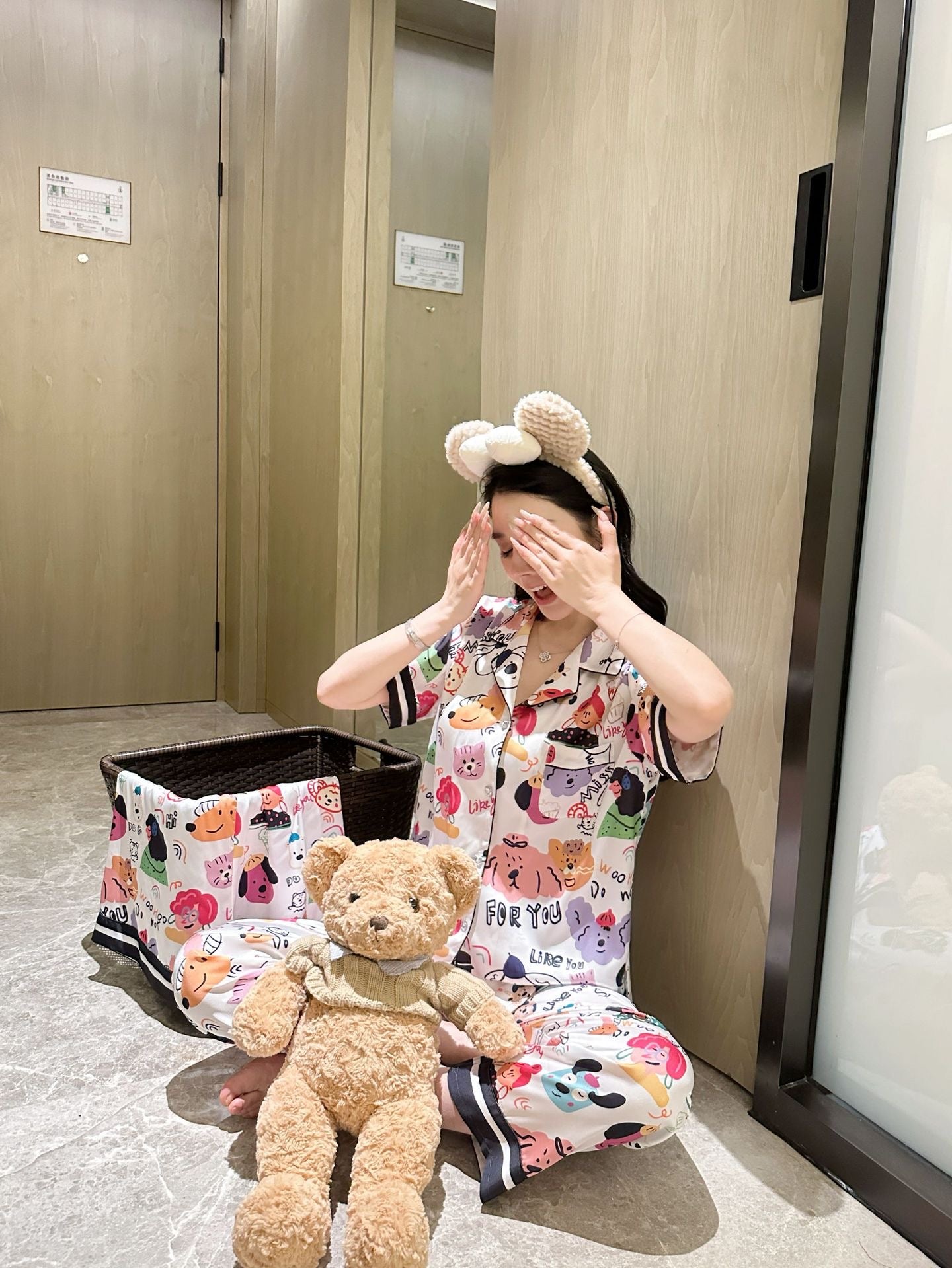 Kelly Designs Animal Ice Silk Pajamas – Short Sleeve & Long/Short Pants 3pcs Set (Instock)