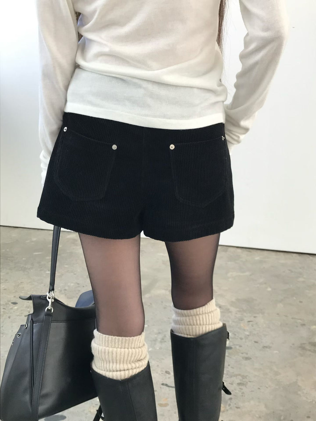 Korean APM Collection Fleece-Lined Corduroy Shorts (Instock)
