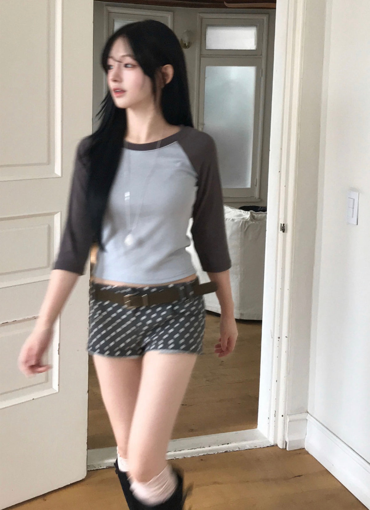 Korean Collection Tone-on-Tone Raglan 3/4 Sleeve Top (Instock)