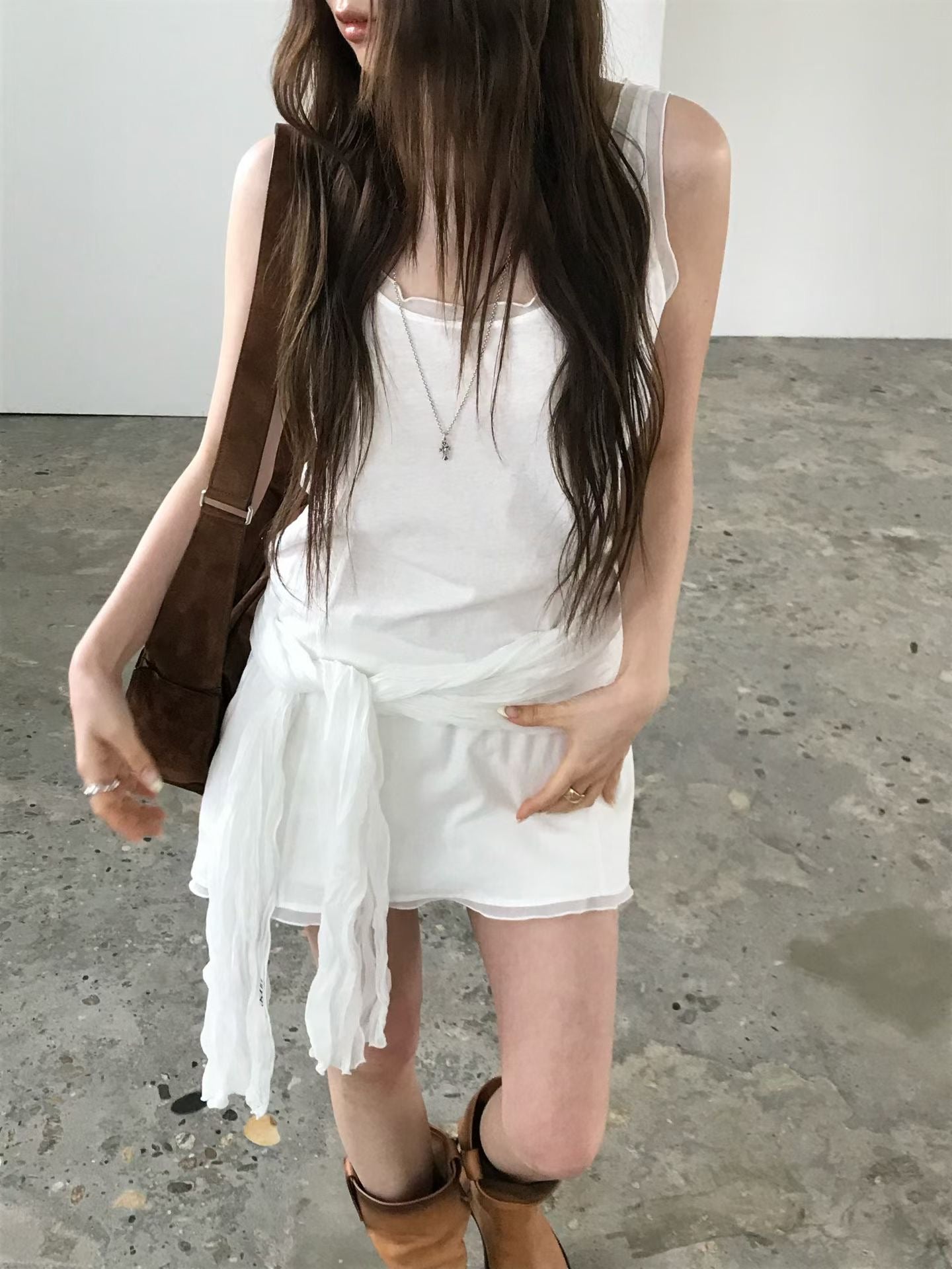Korean APM Collection U Neck White Ops (Instock)