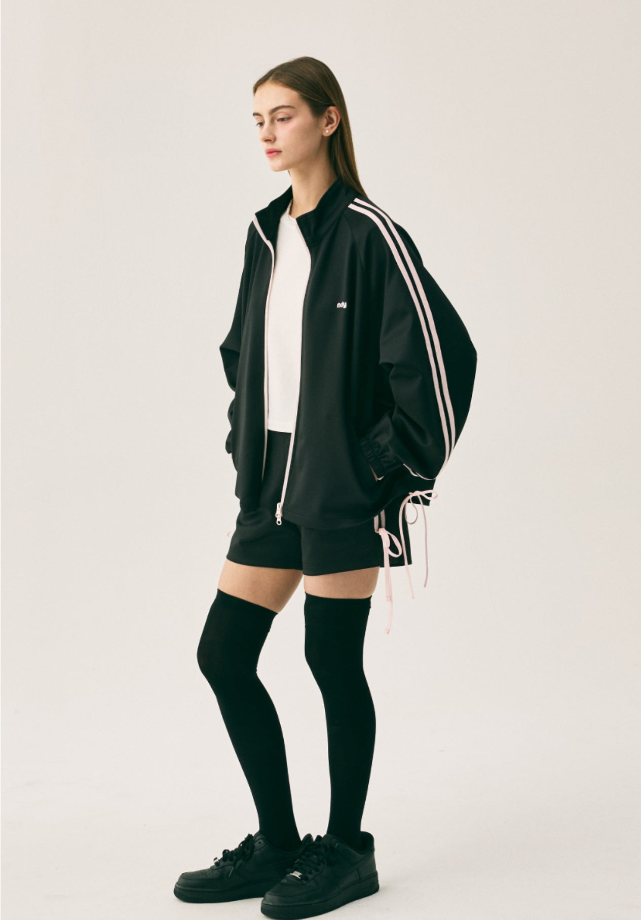 Korean Nerdy Collection 2pcs RIBBON TRACK SHORTS BLACK SET (Instock)