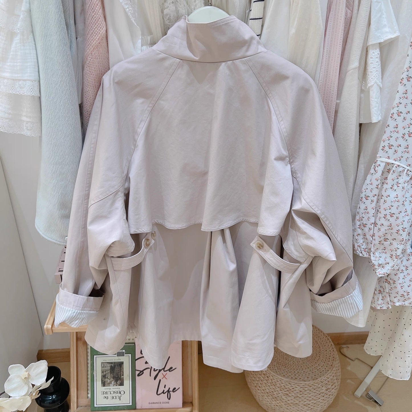 Kelly Designs Oversize Two Colors Cape Trench Coat (Instock)