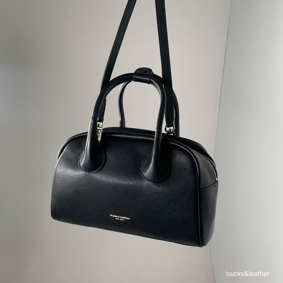 Korean APM Collection BUCKS&LEATHER Black Leather Bag (Preorder)