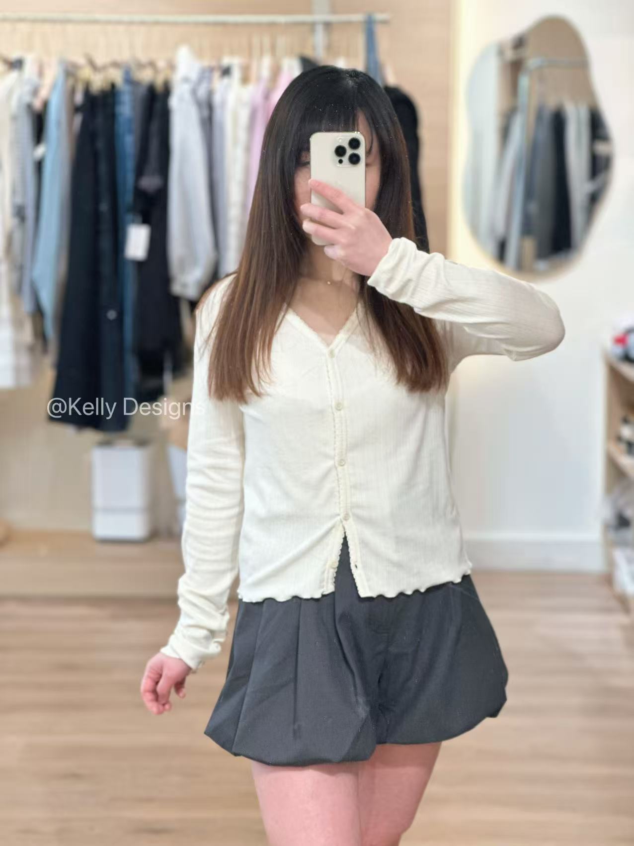 Kelly Designs Half Elasticity Shorts-2 Colors (Instock)