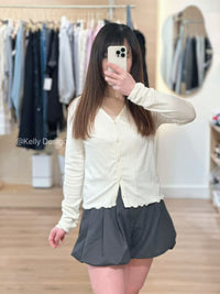 Kelly Designs Half Elasticity Shorts-2 Colors (Instock)