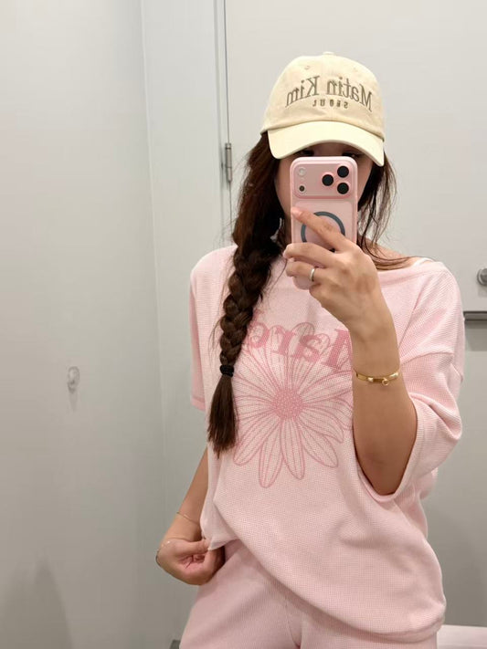 Mardi Mercredi WAFFLE TSHIRT OFF SHOULDER FLOWERMARDI_PINK PINK  (Preorder)