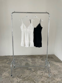 Robe coréenne col V APM-2 coloris (En stock)