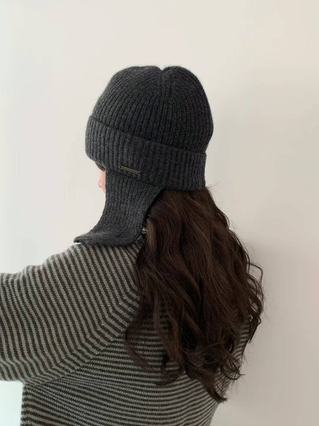 Korean APM Collection EGG Handmade Winter Charcoal Hat (Instock)