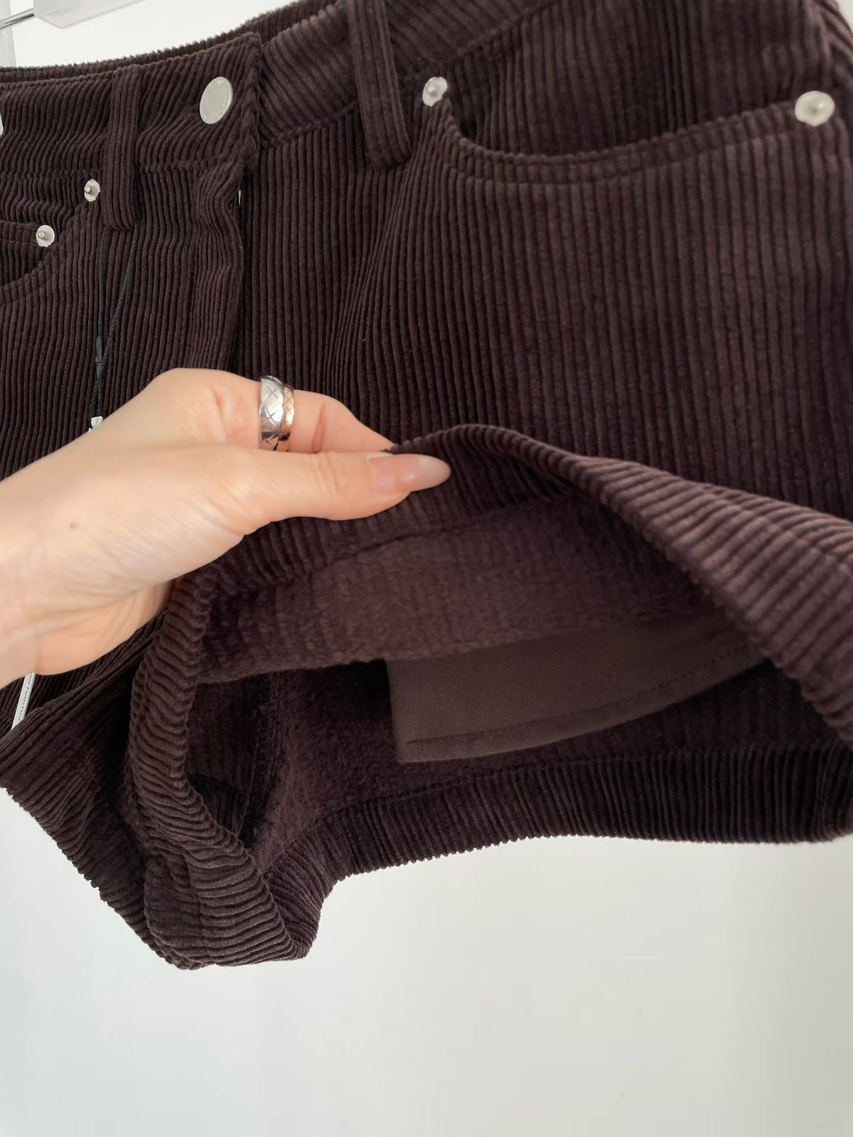 Korean APM Collection Fleece-Lined Corduroy Shorts (Instock)