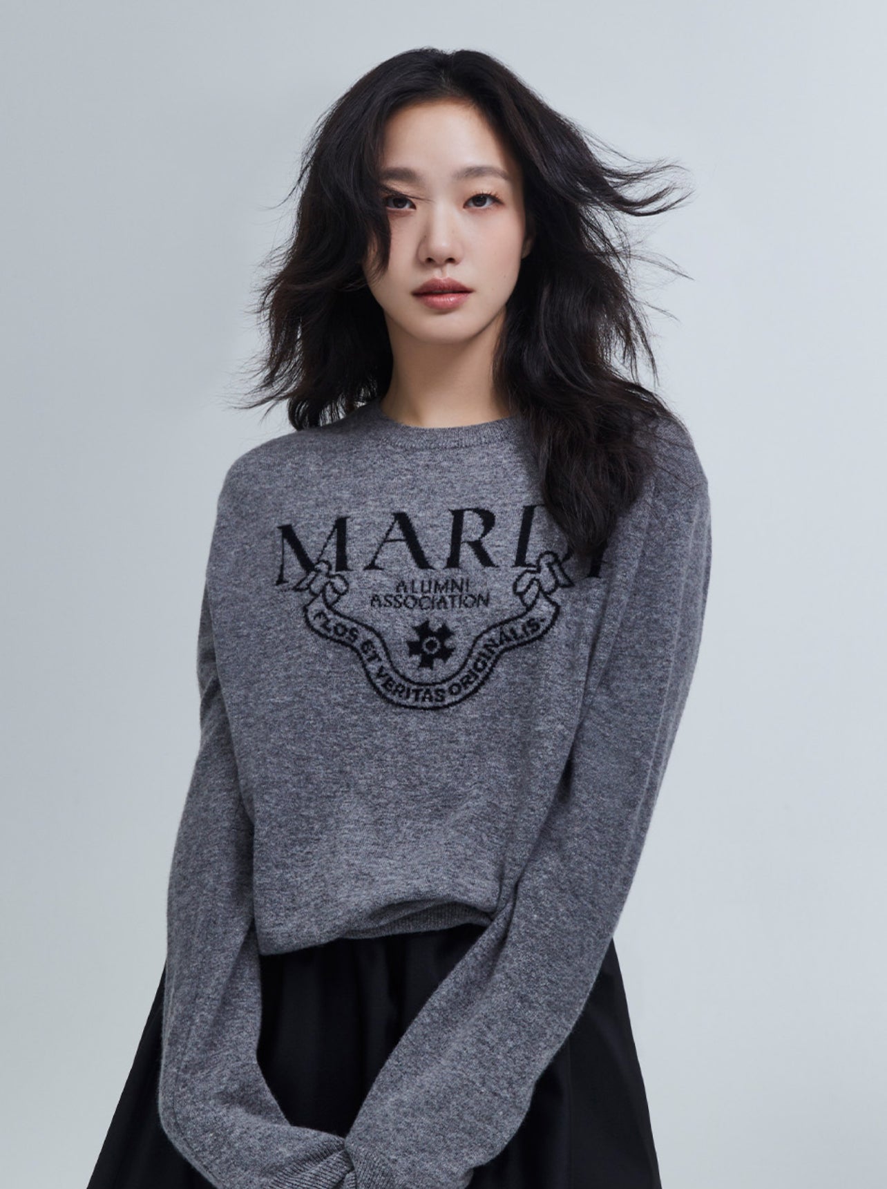 Mardi Mercredi CASHMERE CREW NECK ALUMNI CLASSIQUE_GREY BLACK (Instock)