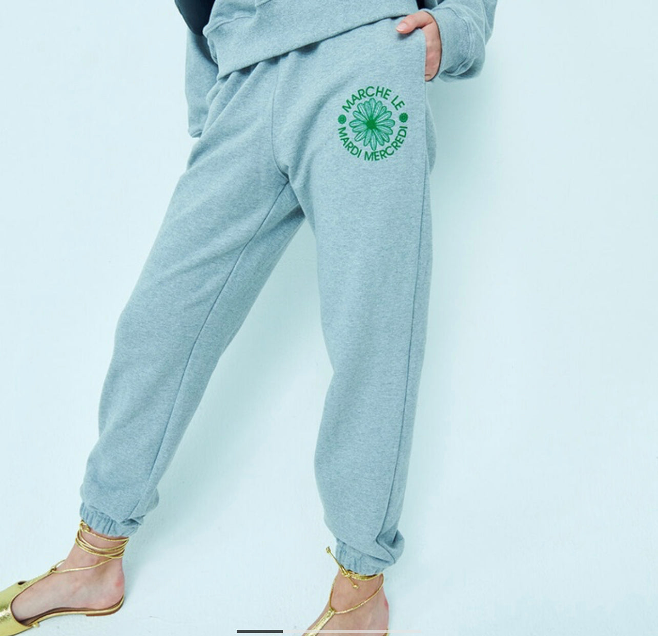 Mardi Mercredi Sweat Pants Marche Emblem_Grey Green(Preorder)