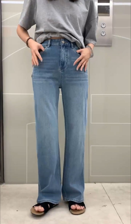 Kelly Designs Straight Light Blue Jeans(Instock)