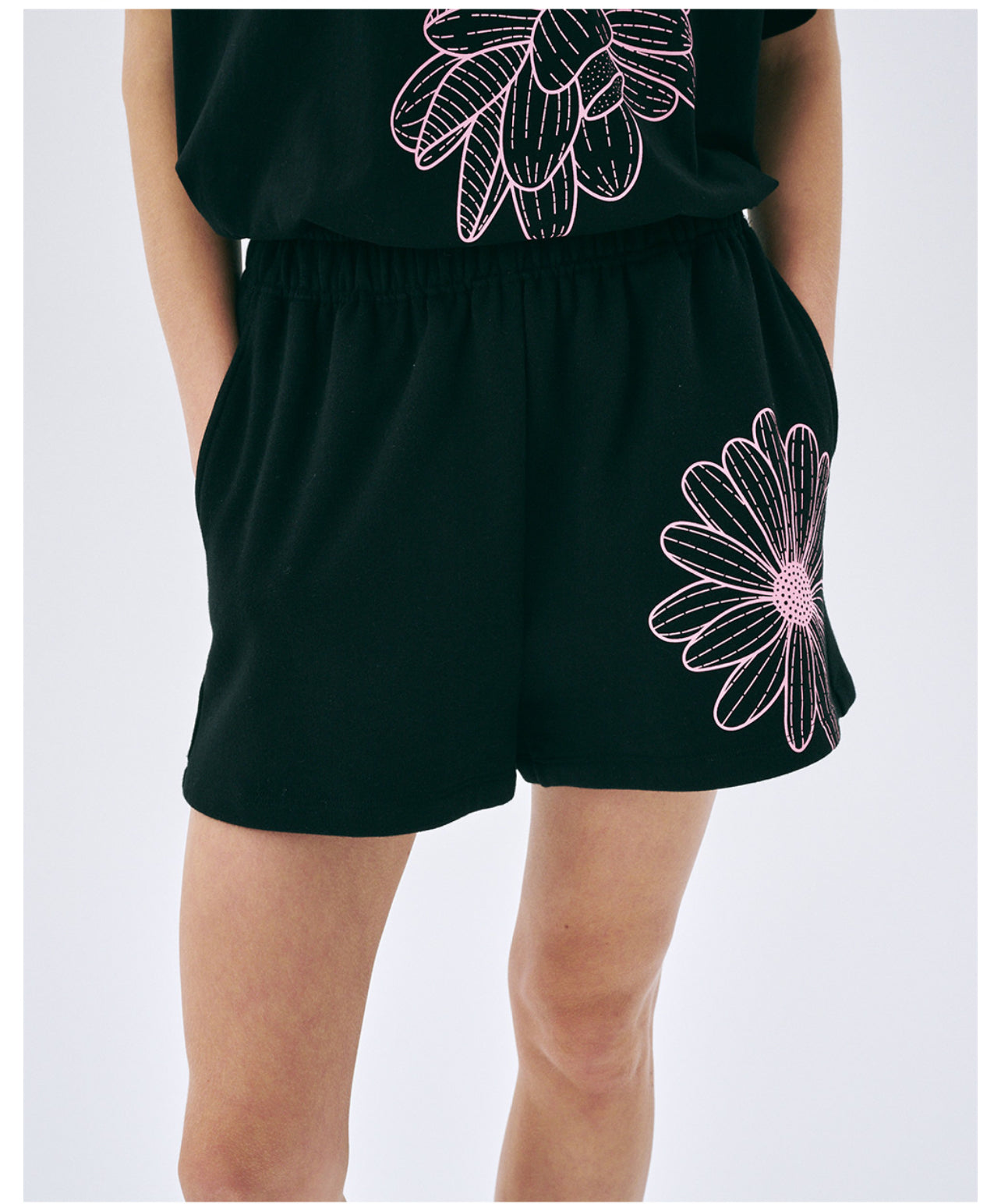 Mardi Mercredi SWEAT SHORTS FLOWER_Black Pink(Preorder)