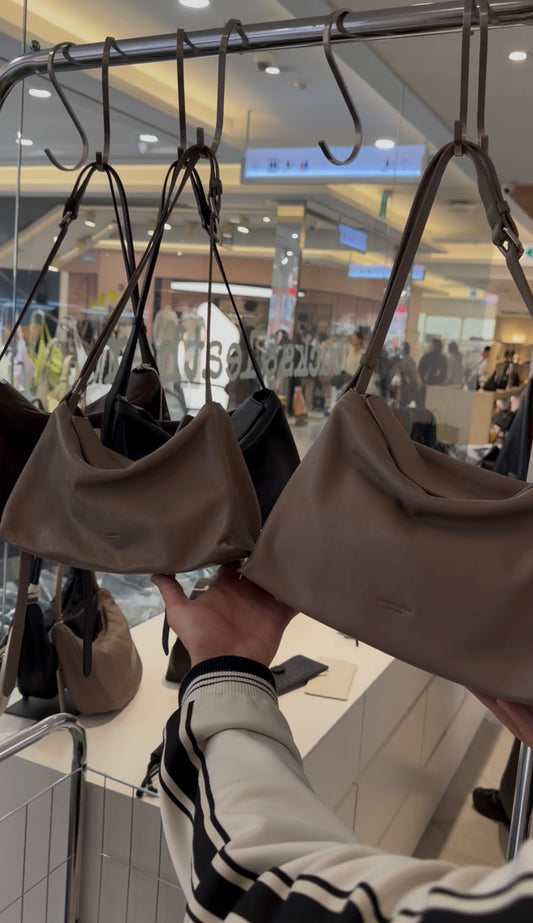 Korean APM Collection BUCKS&LEATHER Leather Bag (Preorder)