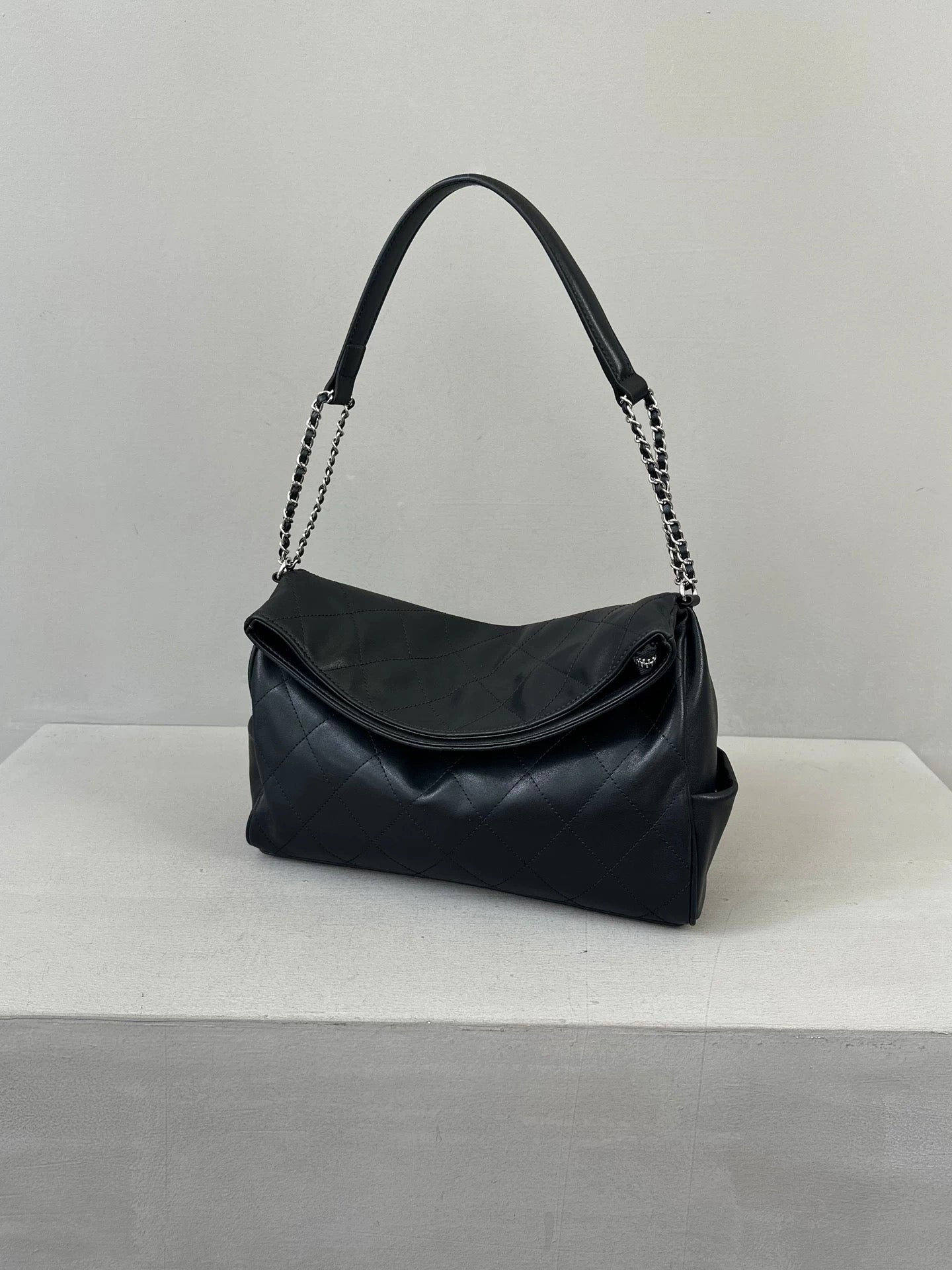 Kelly Designs Leather Black Handle Bag (Instock)