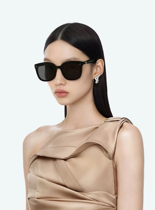 GENTLE MONSTER Sunglasses - By 01 (Instock)