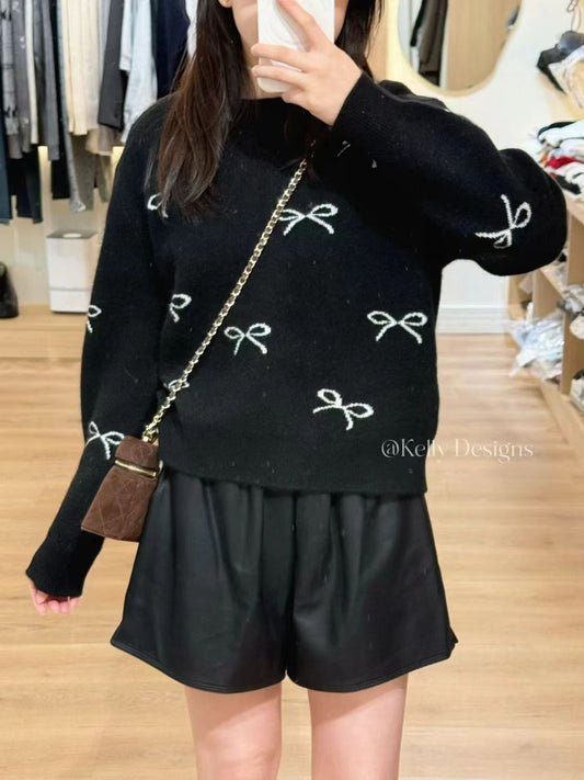 Korean Collection Ribbons Raccoon Thick Black Sweater (Instock)