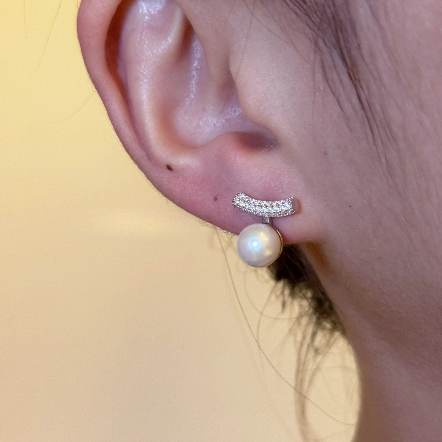 Kelly Designs 925 Silver Curved Crystal & Pearl Stud Earrings(Instock)