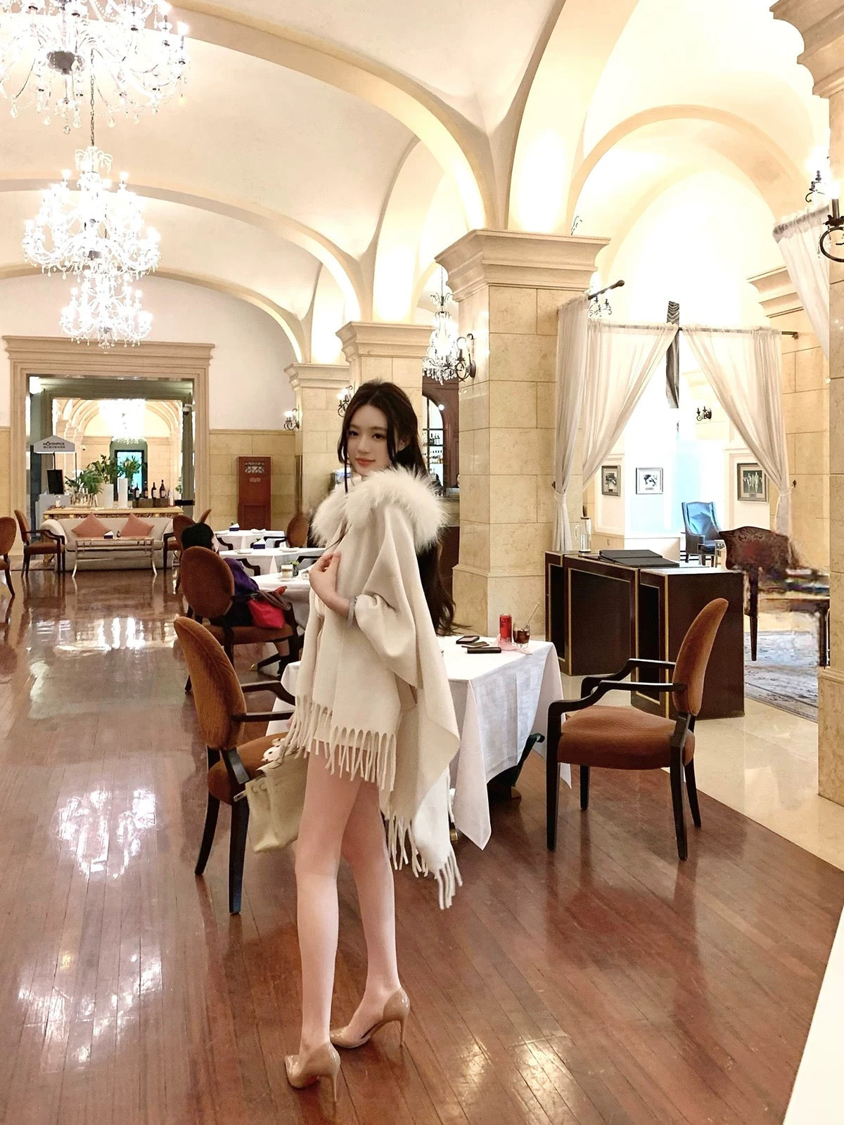 Kelly Designs Classic Fox Fur  White Shawl (Instock)