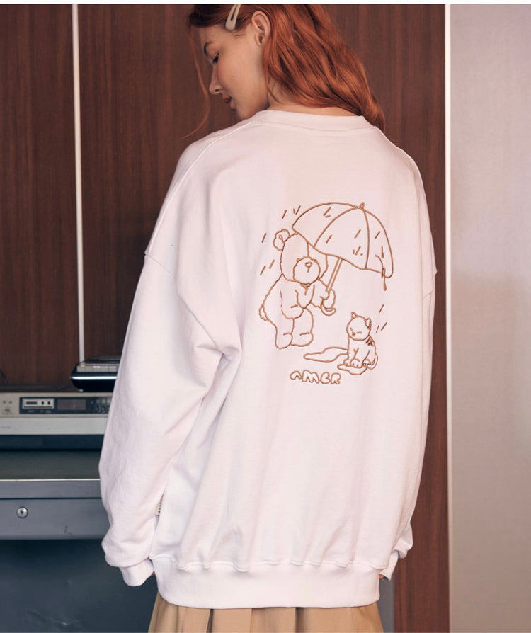 Ambler Rainy Day Bear White Sweatshirt(Preorder)