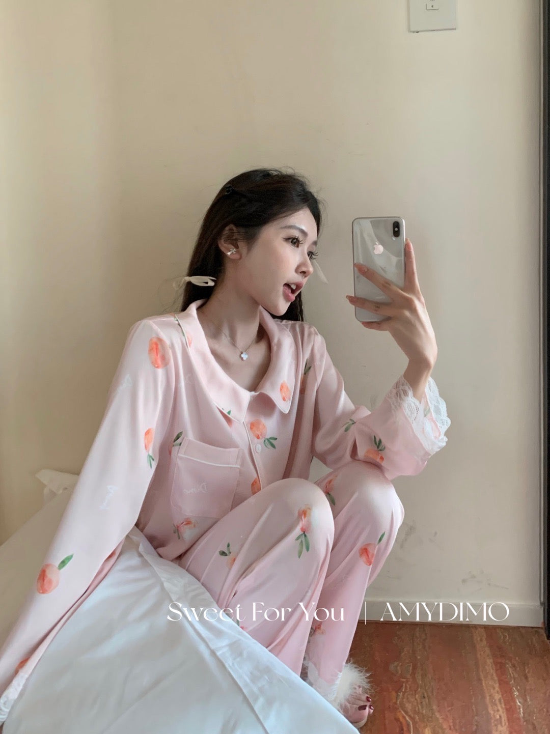 Amydimo Peach Lace Female Pajama(Preorder)